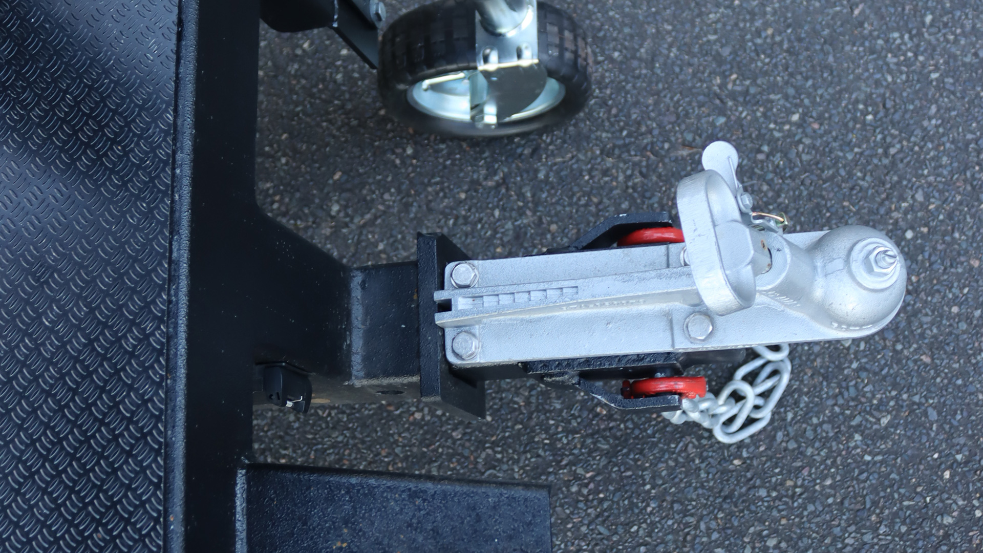 Detail Mobo Solar Ad Trailer from Media That Moves Network